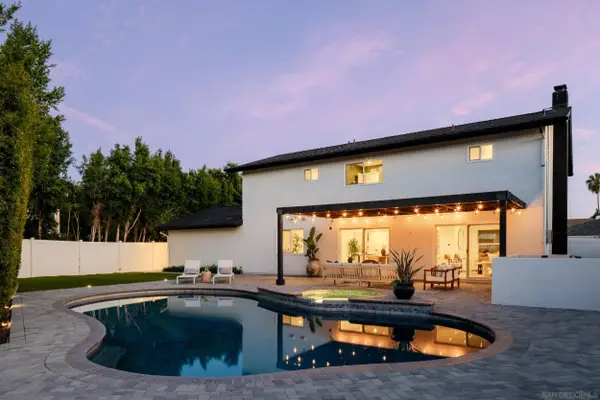 6215 Snowbond St, San Diego, CA 92120