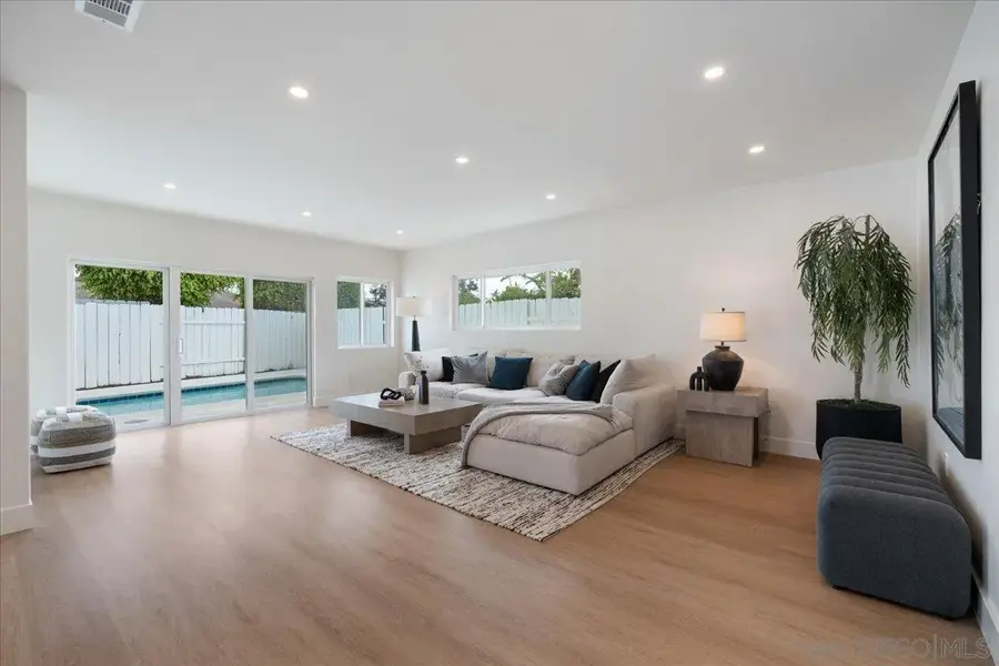 3345 Stadium Ct, San Diego, CA 92122 - #3