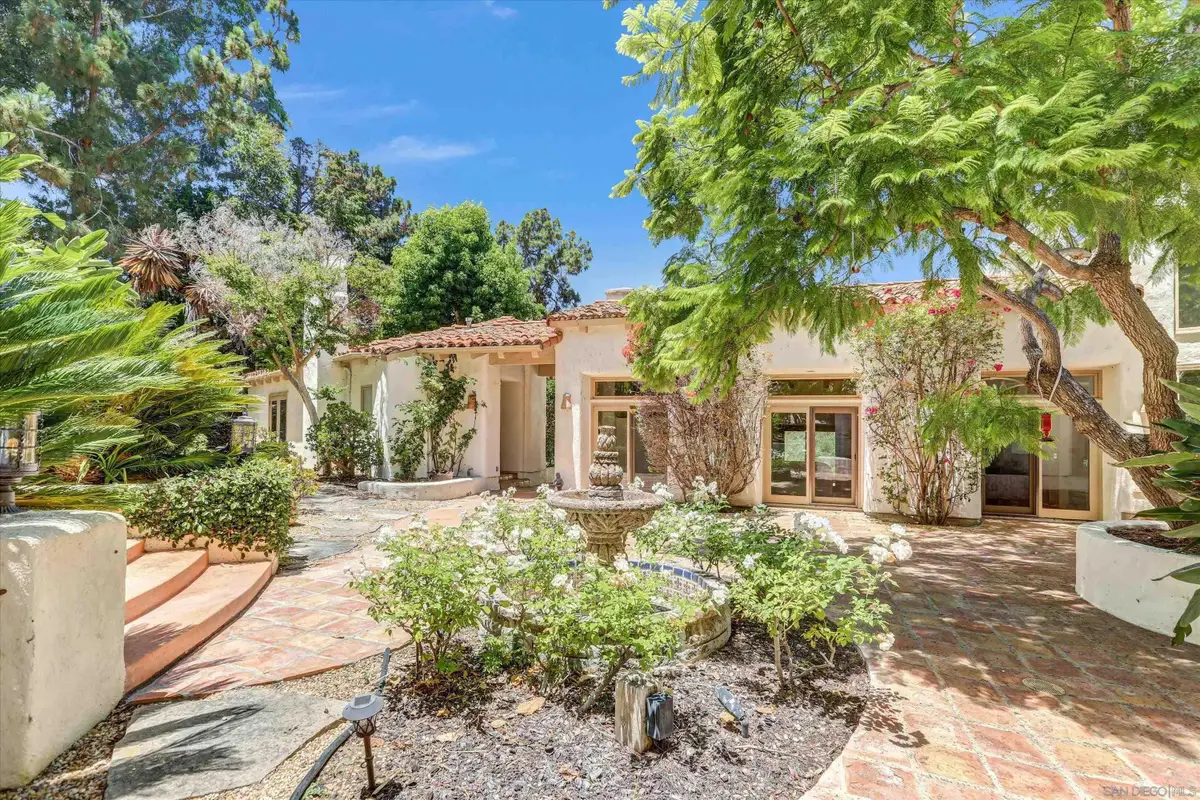 16722 Via Lago Azul, Rancho Santa Fe, CA 92067 - #1