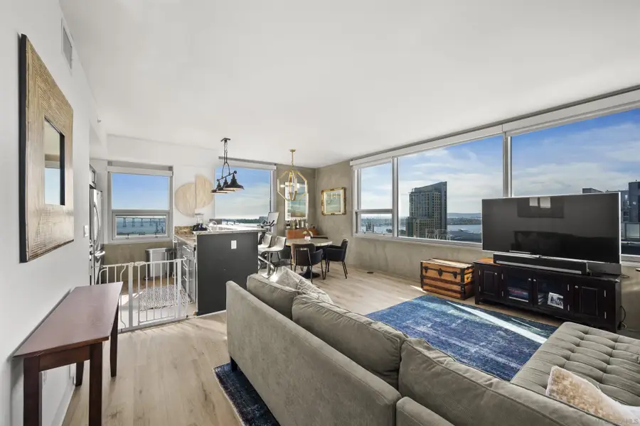 321 10th Ave. #2208, San Diego, CA 92101 - #3