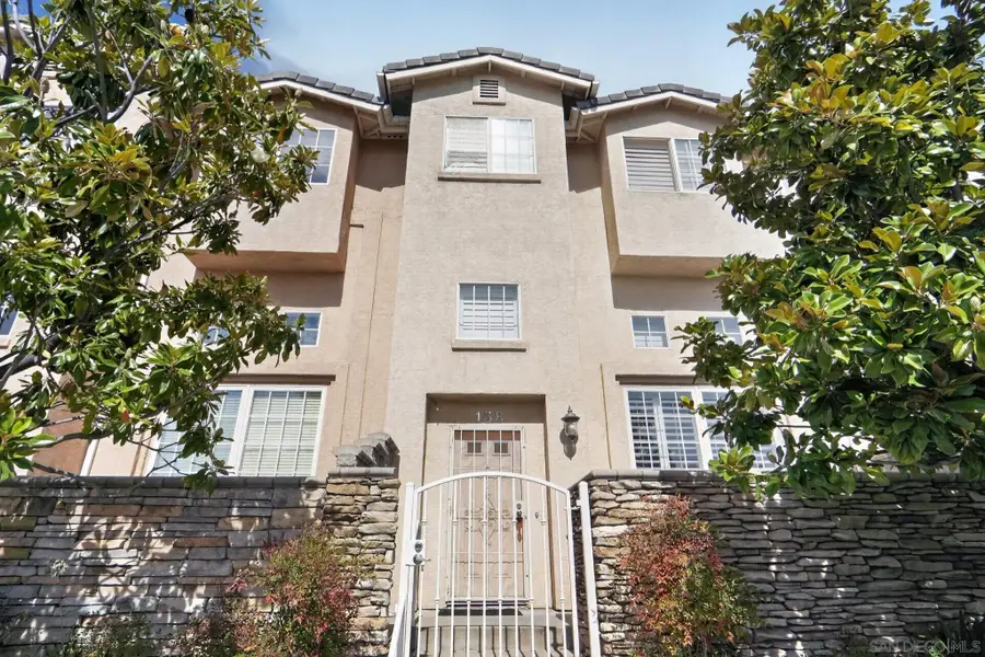 138 W Douglas Ave, El Cajon, CA 92020 - #3