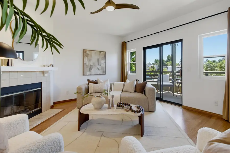 909 Sutter #102, San Diego, CA 92103 - #2