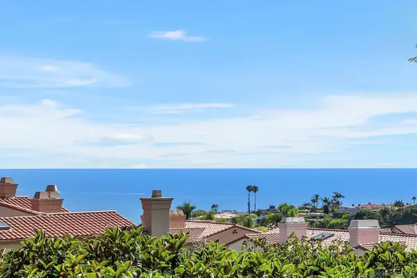 5735 Caminito Empresa, La Jolla, CA 92037