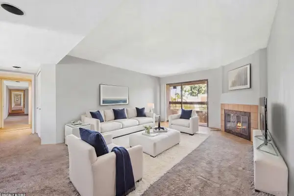 7255 Navajo #C300, San Diego, CA 92119