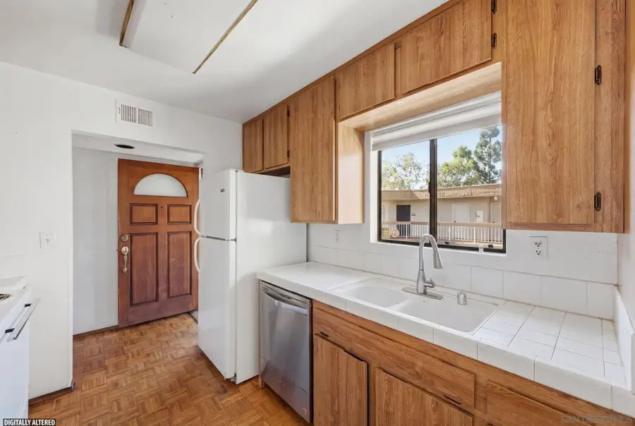 7255 Navajo #C300, San Diego, CA 92119 - #2