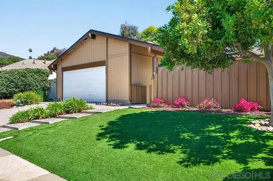 11242 Capilla Rd, San Diego, CA 92127 - #2
