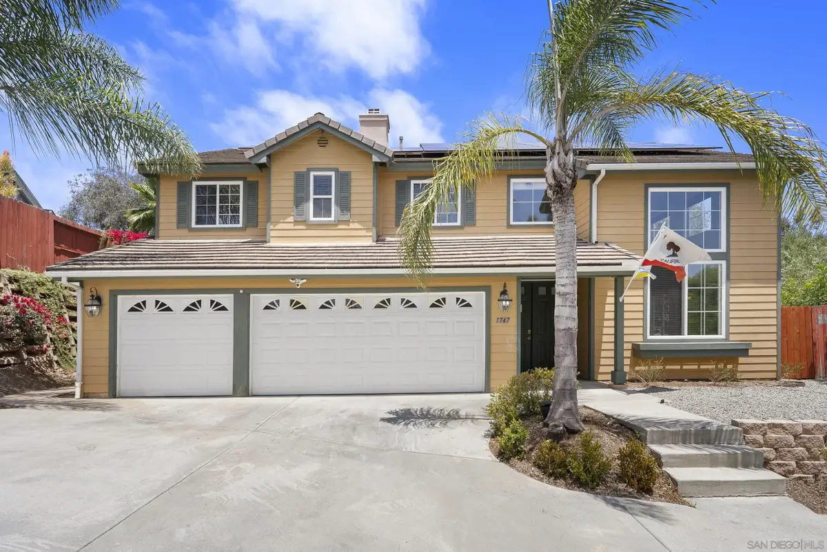1747 Wildflower, Vista, CA 92083 - #1