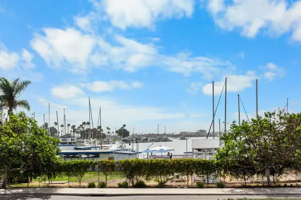 1604 Pomona, Coronado, CA 92118