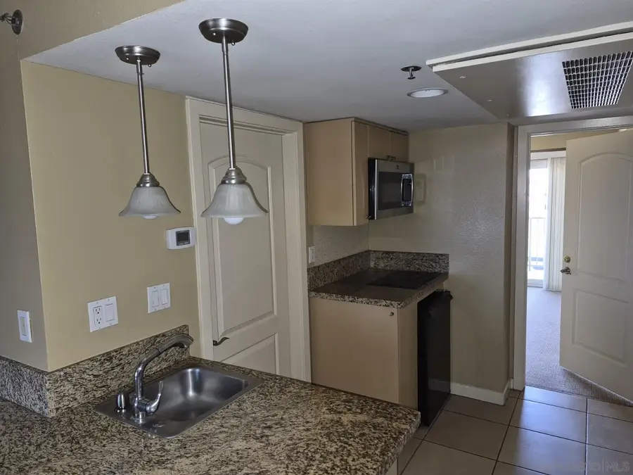 801 National City Blvd #1011, National City, CA 91950 - #3