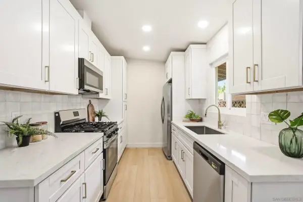 451 Cherry Ave, Imperial Beach, CA 91932