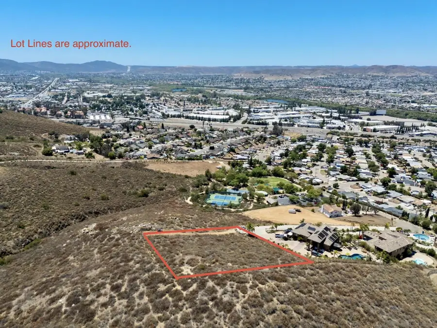 9122 Shadow Hill Rd #16, Santee, CA 92071 - #3