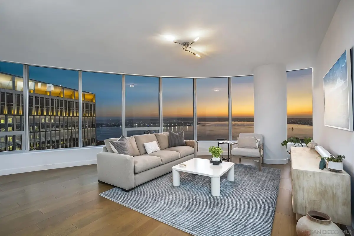 888 W E #2302, San Diego, CA 92101 - #1