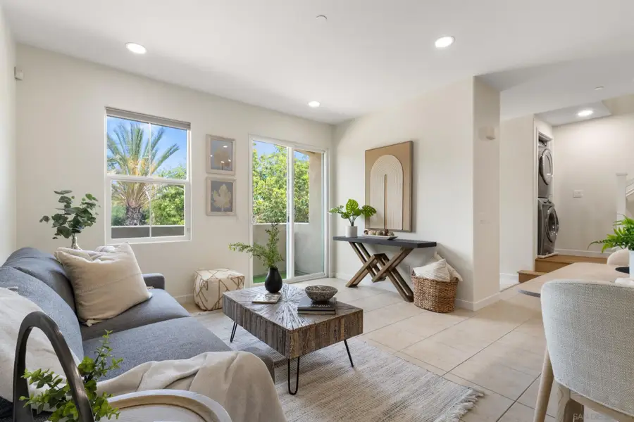 2104 Cosmo Way, San Marcos, CA 92078 - #2