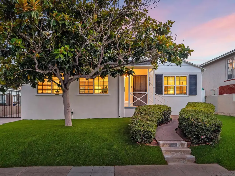 3853 Narragansett Ave., San Diego, CA 92107 - #2