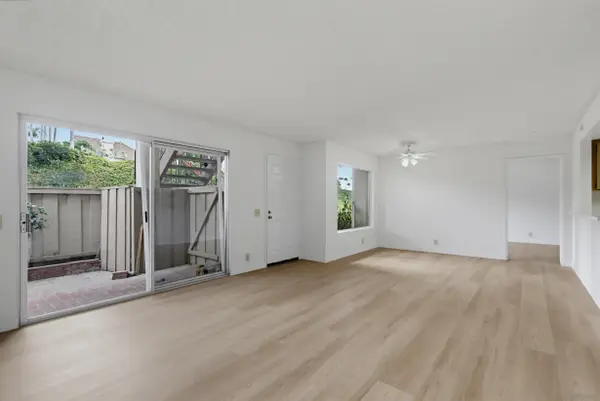 4030 Porte La Paz #90, San Diego, CA 92122