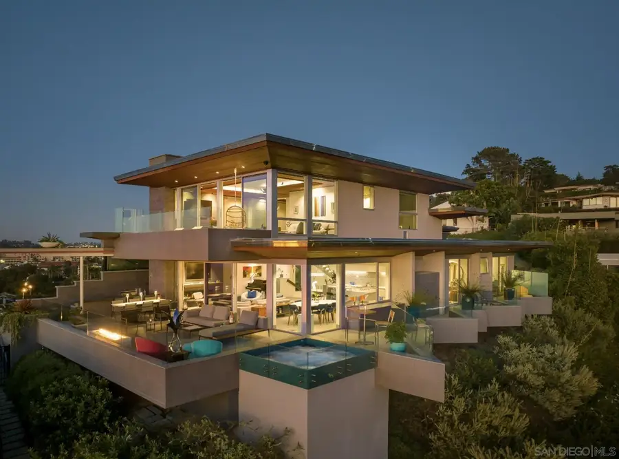 1956 Seaview Ave, Del Mar, CA 92014 - #2