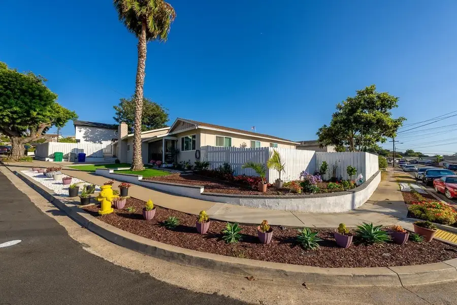 2458 Calle Tortuosa, San Diego, CA 92139 - #2