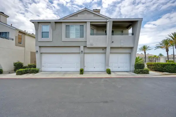 11795 Spruce Run Drive #B, San Diego, CA 92131