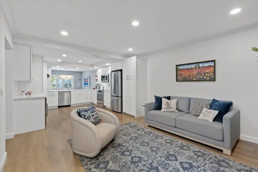 6502 Via Ostra, Carlsbad, CA 92009 - #2