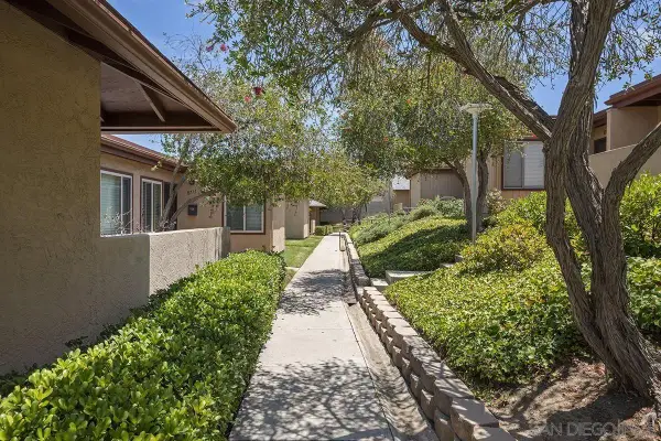 8777 Wahl St., Santee, CA 92071