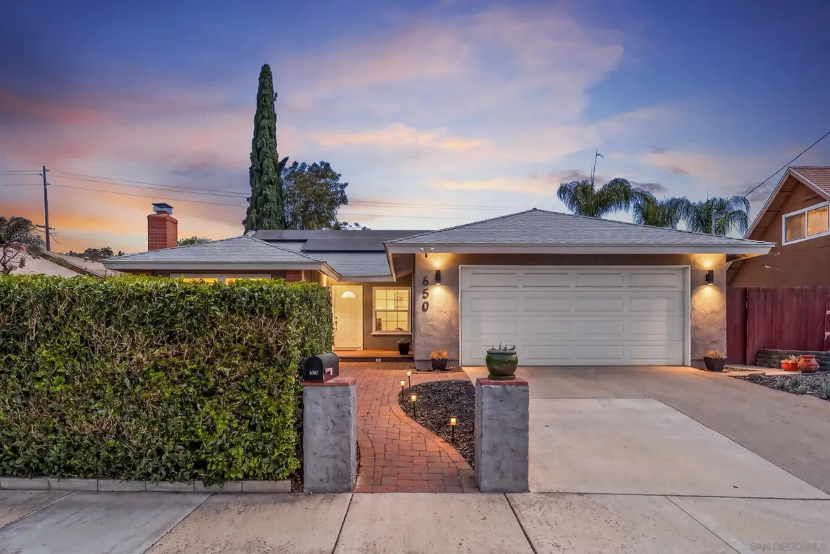 650 Hillward St, Escondido, CA 92027 - #1