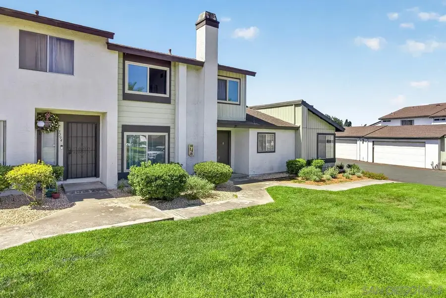3292 Via Tonga, San Diego, CA 92154 - #2