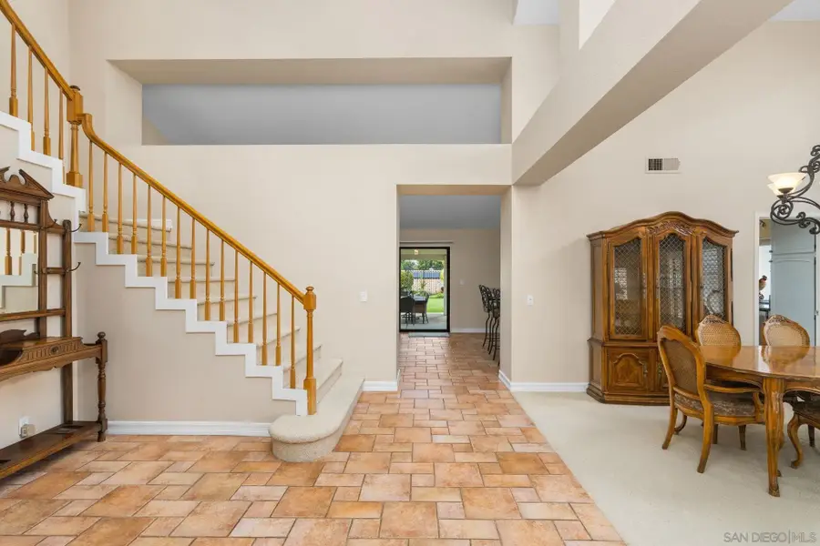 2087 Balboa Cir., Vista, CA 92081 - #3