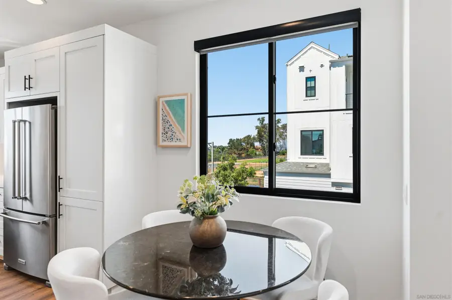 1602 San Remo Place #201, Encinitas, CA 92024 - #3