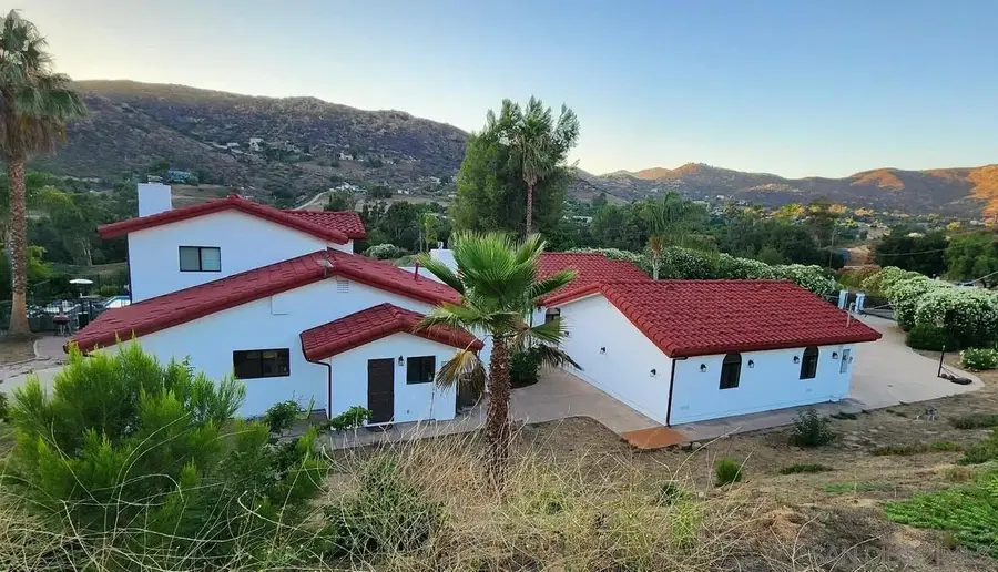 5827 Stallion Oaks Rd, El Cajon, CA 92019 - #2