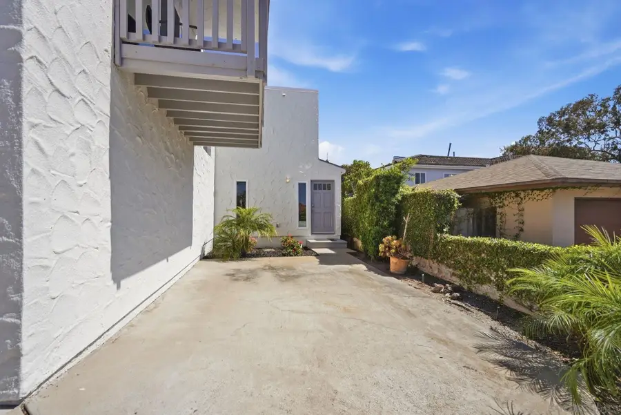 521 Arenas St, La Jolla, CA 92037 - #2