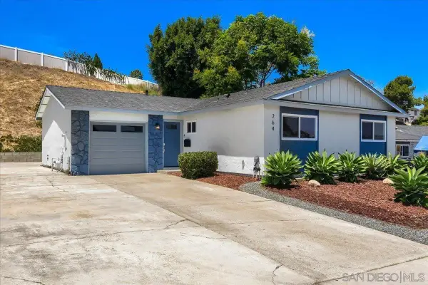 264 68th St, San Diego, CA 92114