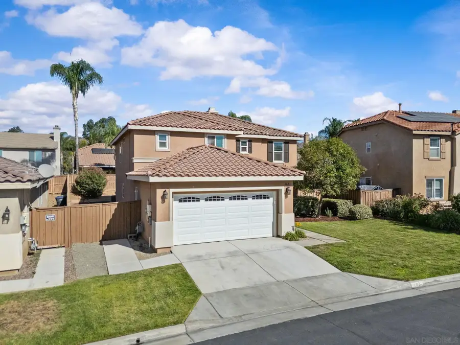 183 La Amistad Way, Hemet, CA 92545 - #2