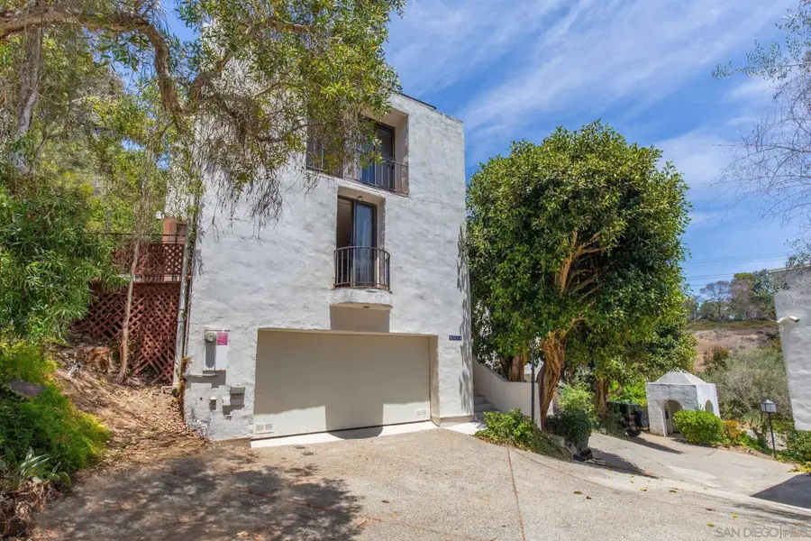 8354 Gilman Dr., La Jolla, CA 92037 - #2