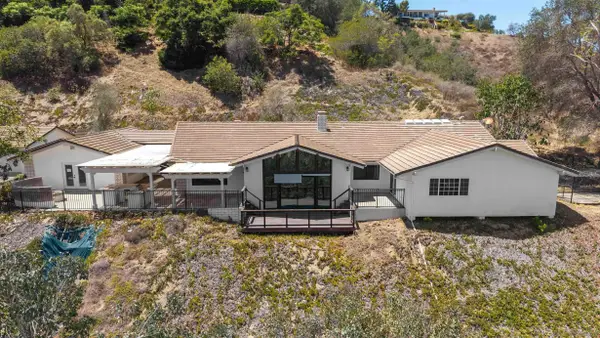 3006 Skycrest Drive, Fallbrook, CA 92028