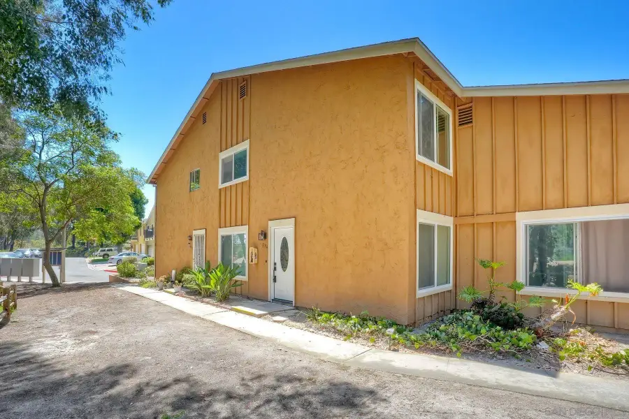 13754 Caminito Vizzini, San Diego, CA 92129 - #3