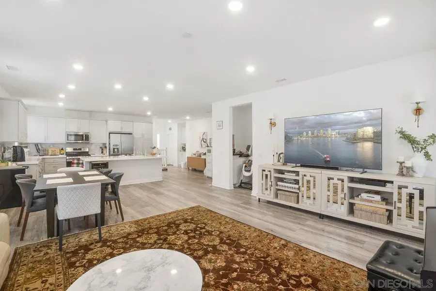 7962 Belluno, San Diego, CA 92126 - #2