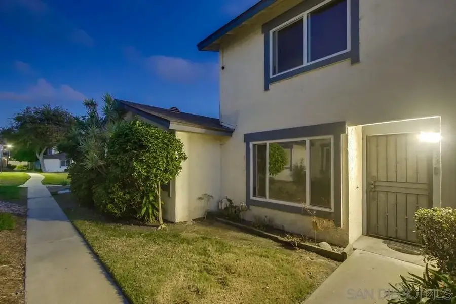 3433 Los Mochis Way, Oceanside, CA 92056 - #3