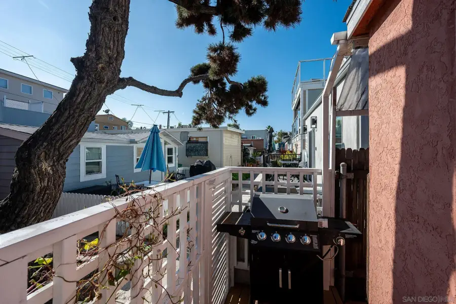 830 Pismo, San Diego, CA 92109 - #3