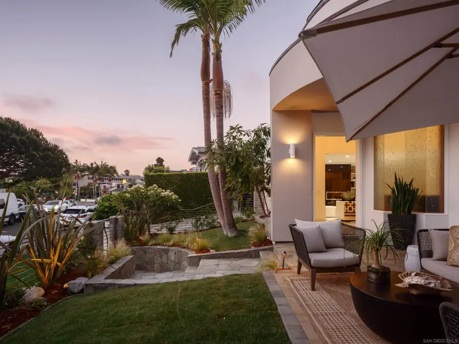 7911 El Paseo Grande, La Jolla, CA 92037 - #2