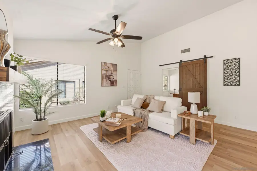 12855 Via Moura, San Diego, CA 92128 - #3