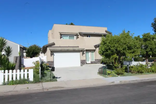 2114 Felspar, San Diego, CA 92109