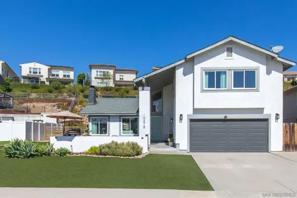 10274 Pebble Beach Dr, Santee, CA 92071