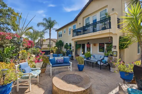 3320 Wild Oak Ln, Escondido, CA 92027