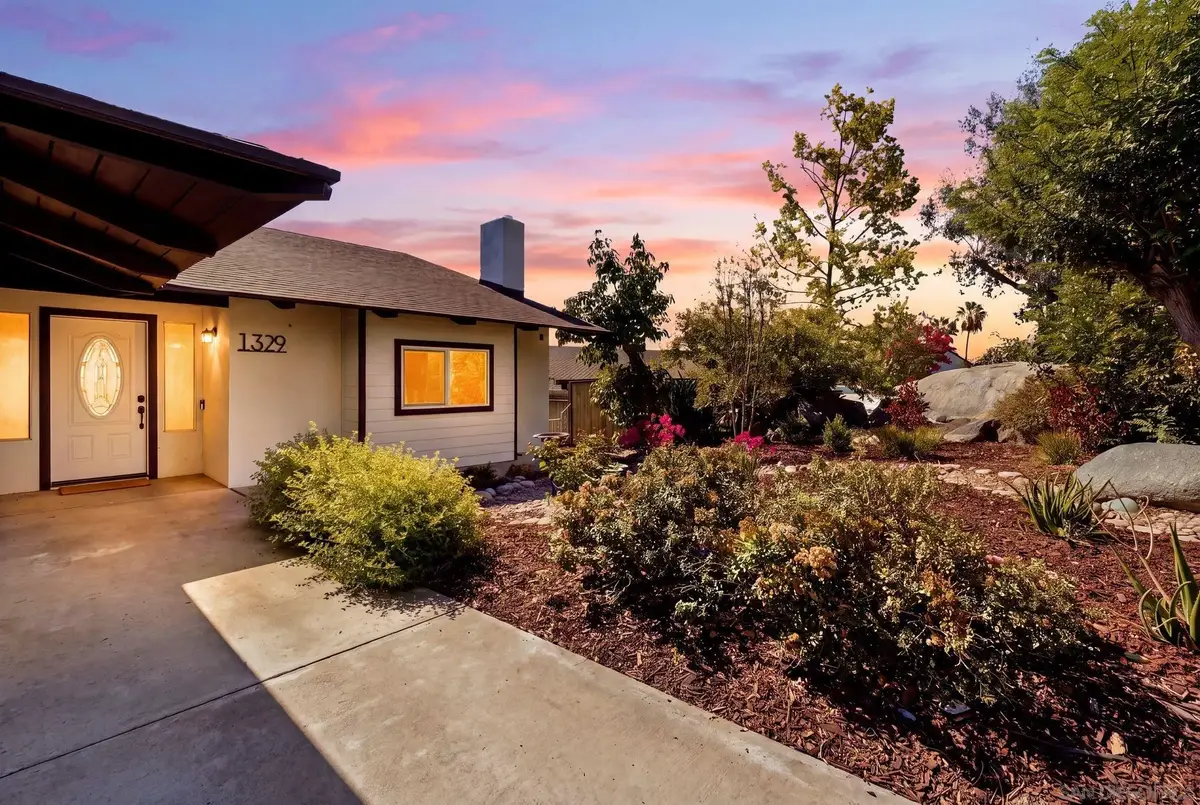1329 Park Hill Ln, Escondido, CA 92025 - #1