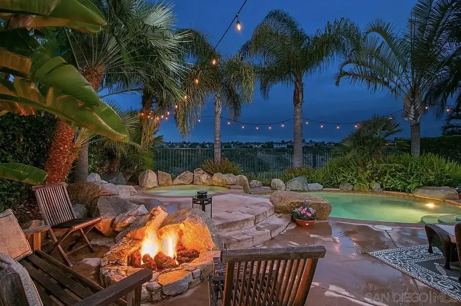 10902 Cloverhurst Way, San Diego, CA 92130 - #2