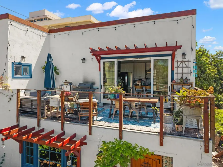 125 -127 W Brookes, San Diego, CA 92103 - #3