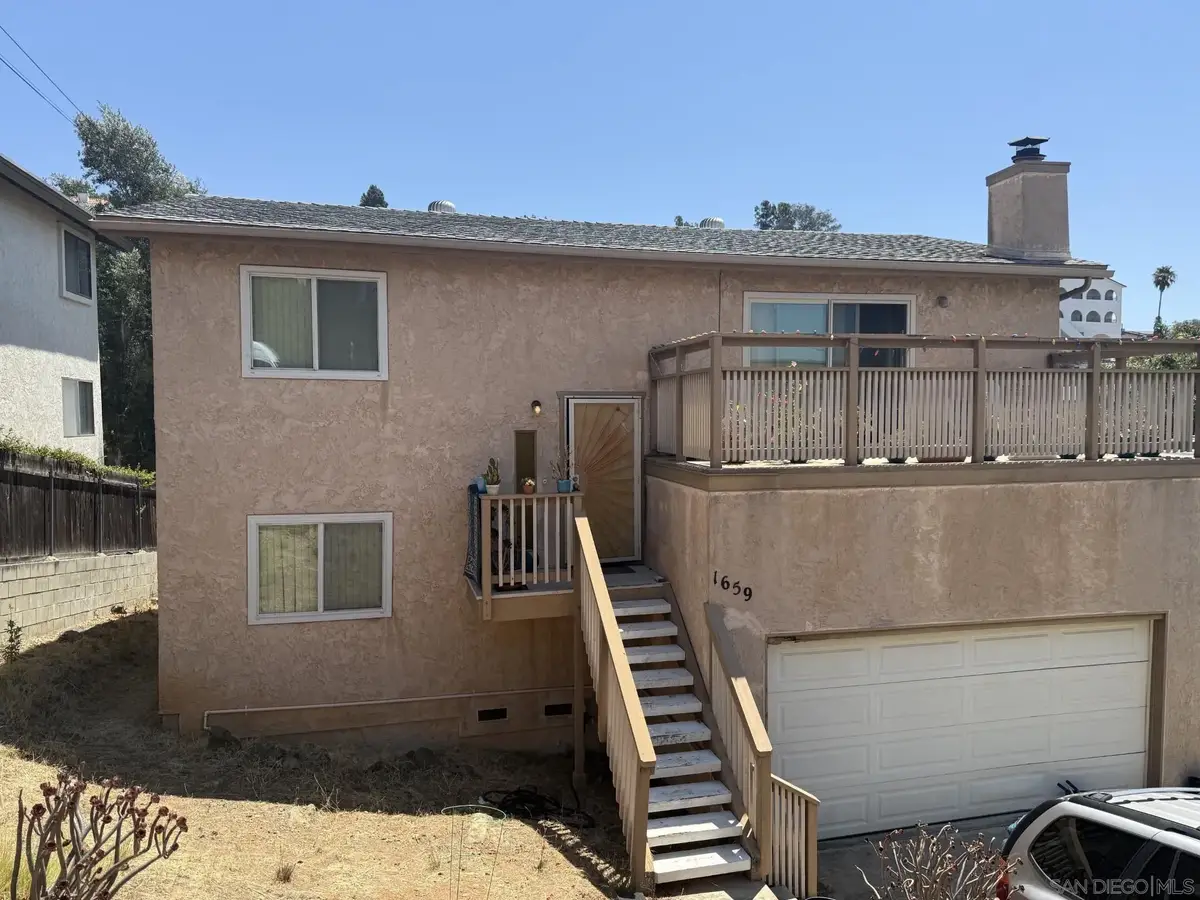 1659 Portola Ave, Spring Valley, CA 91977 - #1
