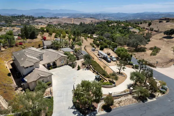 5148 Minneola Drive, Fallbrook, CA 92028
