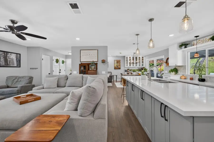 2520 Windmill View, El Cajon, CA 92020 - #3