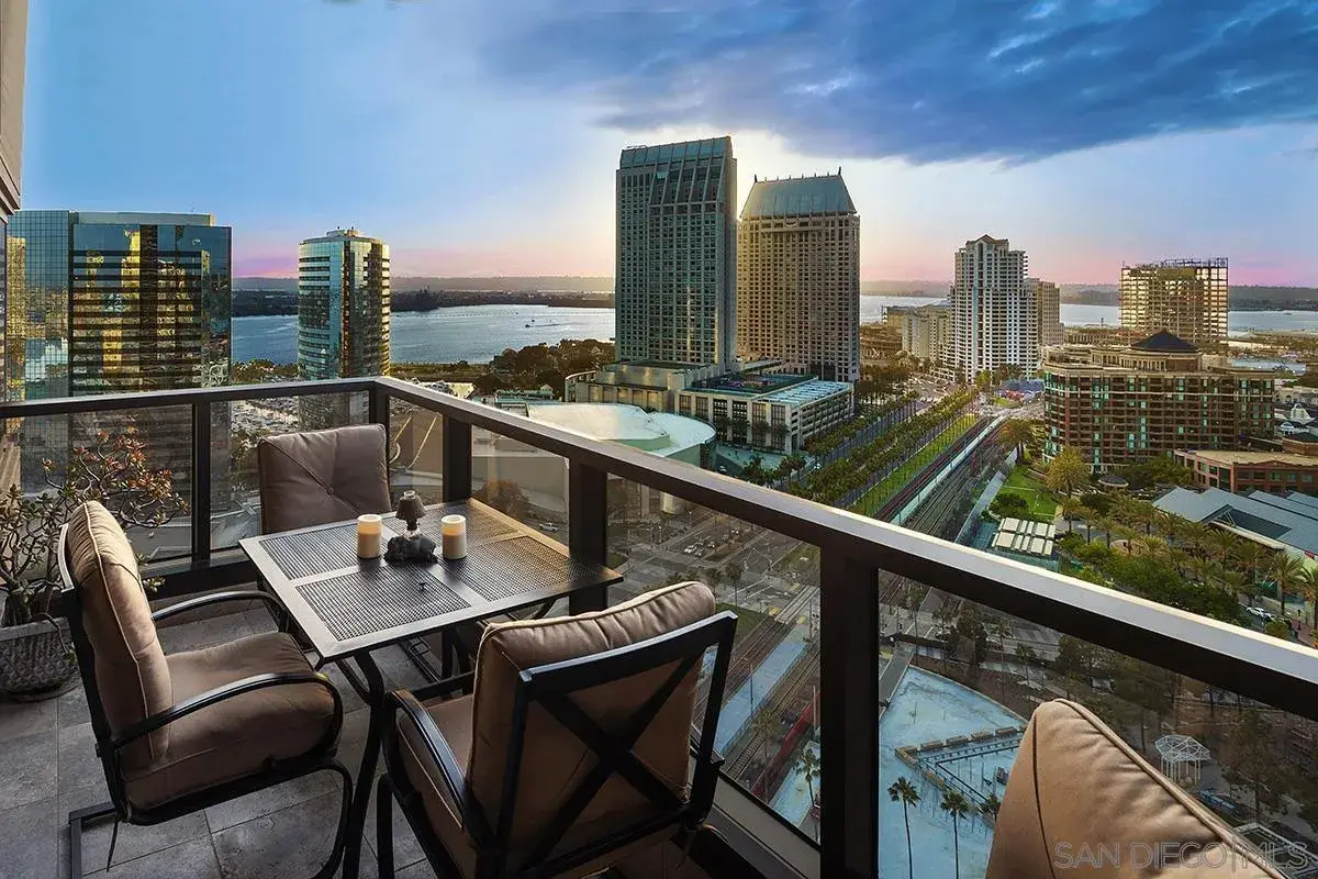100 Harbor Drive #2404, San Diego, CA 92101 - #1